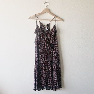 • ditsy floral dress •